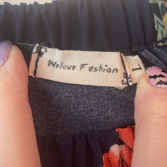 We Love Fashion Navy Jumpsuit w/ Removable Belt Size Large - Picture 4 of 13